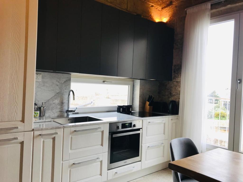 House Of Character In Historical Rabat Apartment Екстериор снимка